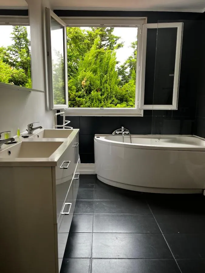 Le Mas Constance Apartment Antibes